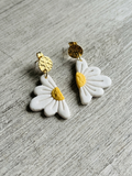 Boucles d'Oreilles "Demi-Marguerite" – Douceur estivale& Fait Main