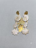 Boucles d'Oreilles Suspendues "Coquillages & Volutes" – Édition Nacrée